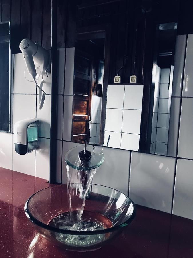 Hostel Flamingo Костинешти Экстерьер фото
